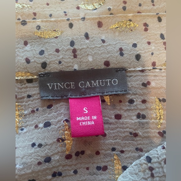 VINCE CAMUTO NWT Semi Sheer gold foil detailed button up Blouse Size: Small - Picture 7 of 11